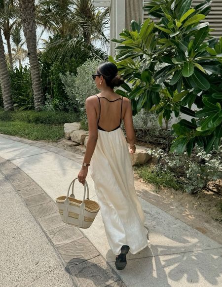 White Backless Maxi Dress, Casual Sundress, Sling Dress, Cotton Maxi, Backless Maxi Dresses, Versatile Dresses, Loose Dress, Casual Streetwear, Spaghetti Strap Dresses