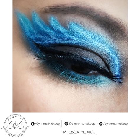 Hades Costume Female Makeup, Hades Inspired Makeup, Hades Halloween Costume Female, Female Hades Costume, Hades Makeup Female, Hades Costume Female, Hades Halloween Costume, Hades Makeup, Hades Cosplay