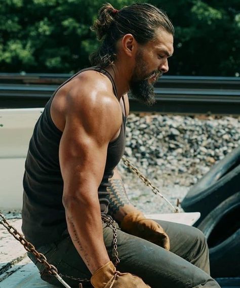 Jason Momoa Aesthetic, Jason Momoa Style, Jason Momoa Hair, Tall Actors, Jason Momoa Shirtless, Native American Actors, Jason Momoa Aquaman, Gentleman Aesthetic, Portrait Photography Men