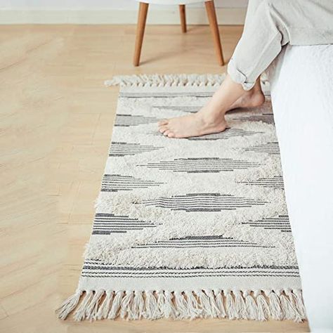 Amazon.com: Wolala Home Retro Farmhouse Black White Tufted Shag Soft Area Rugs Tassels Cotton Geometry Plaid Throw Rug, Hand Woven Kitchen Carpet Door Mat,Machine Washable (2' x 3'): Kitchen & Dining Boho Bathroom Rugs, Funky Rugs, Retro Farmhouse, Indoor Outdoor Carpet, Geometric Floor, Patterned Rug, Retro Rugs, Geometric Carpet, Bedside Rug