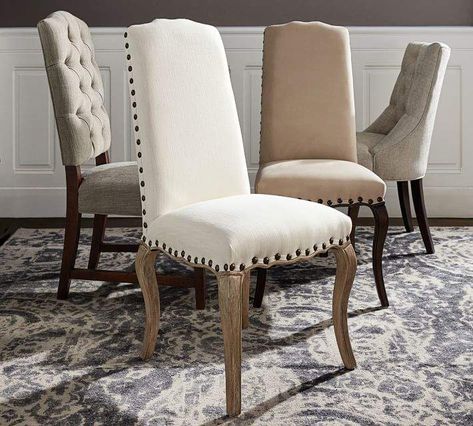 Ashton Tufted Dining Chair - A graceful camelback accented with diamond tufting brings comfortable elegance to entertaining.#ad #countryfurniture Parsons Dining Chairs, Tufted Dining Chairs, Solid Wood Chairs, Modern Upholstery, Parsons Chairs, Upholstered Side Chair, Sofa Upholstery, Design Living Room, Urban Style