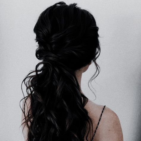 Dark Brown Hair Aesthetic Faceless, Black Hair Aesthetic Faceless, Black Hair Aesthetic, Long Dark Hair, Princess Aesthetic, Long Black Hair, Character Aesthetic, Shadowhunters, Long Black