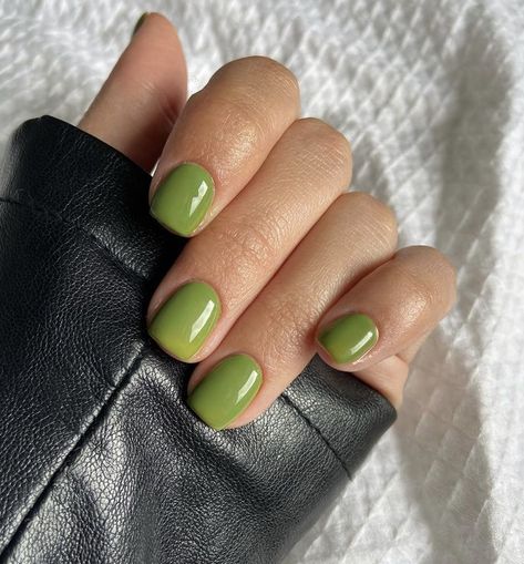 Neon Nails Short, Natural Nails Manicure, Fall Gel Nails, Nail Tattoo, Get Nails, Oval Nails, Neon Nails, Minimalist Nails, Dream Nails