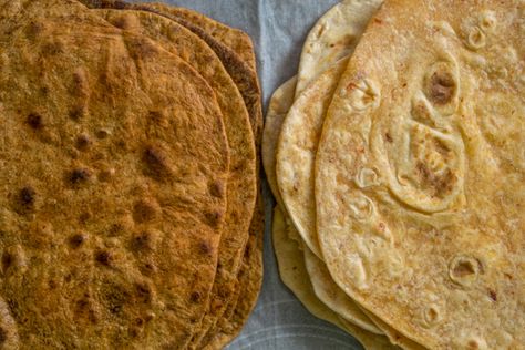 Two versions of homemade chipotle infused flour tortillas; one using chipotles in adobo, the other using chipotle powder. Both taste great and once you get the basic technique down the flavor variations are endless. mexicanplease.com Chipotle Tortillas Recipe, Flavored Tortillas, Chipotle Powder, Mexican Tortilla, Homemade Chipotle, Recipes With Flour Tortillas, How To Make Tortillas, Flavored Butter, Muffin Bread