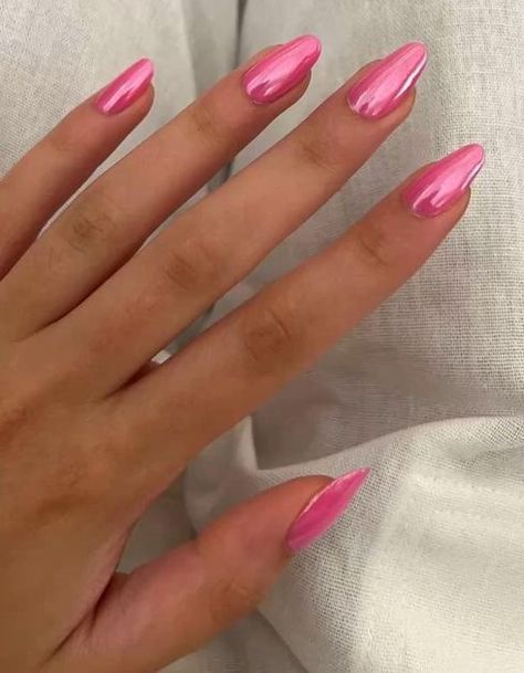 Maquillage On Fleek, Pink Chrome Nails, Summer Toe Nails, Summery Nails, Short Acrylic Nails Designs, Pink Nail, Girls Nails, Fire Nails, Funky Nails