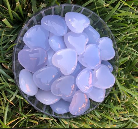 Crystal Vibes, Crystal Aesthetic, Animale Rare, Pretty Rocks, Cool Rocks, Blue Ray, Minerals And Gemstones, Throat Chakra, Blue Chalcedony