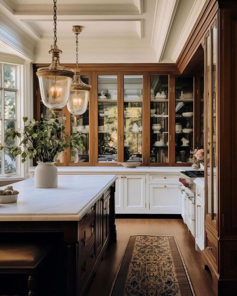 Hello weekend! Show off your favorite dishware and also add a show stopping focal point to your design by adding a big built-in glass… | Instagram Jh Interior Design, Galley Style Kitchen With Island, Large Island Ideas, Vintage Contemporary Kitchen, Hood In Front Of Window, Frosted Glass Pantry Door, Modern Vintage Kitchen, Range Kitchen, Classic English Kitchen