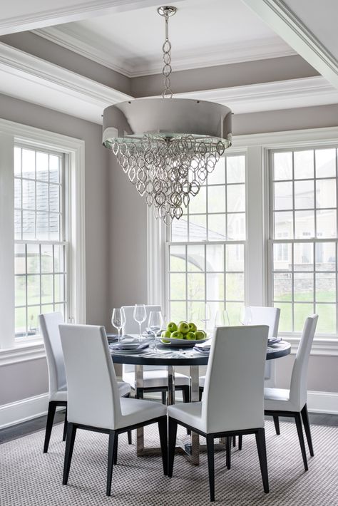 Tray Ceiling Dining Room, Dining Room Tray Ceiling, Tray Ceiling Paint Ideas, Tray Ceiling Ideas, Trey Ceiling, Decor Ceiling, Grey Dining Room, Dining Room Ceiling, Ceiling Ideas