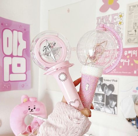 Svt Lightstick Decoration, Stayc Lightsticks, Skz Lightstick Decoration, Pink Lightstick, Skz Lightstick, Lightstick Deco, Pop Light, Concert Signs, Kpop Lightsticks