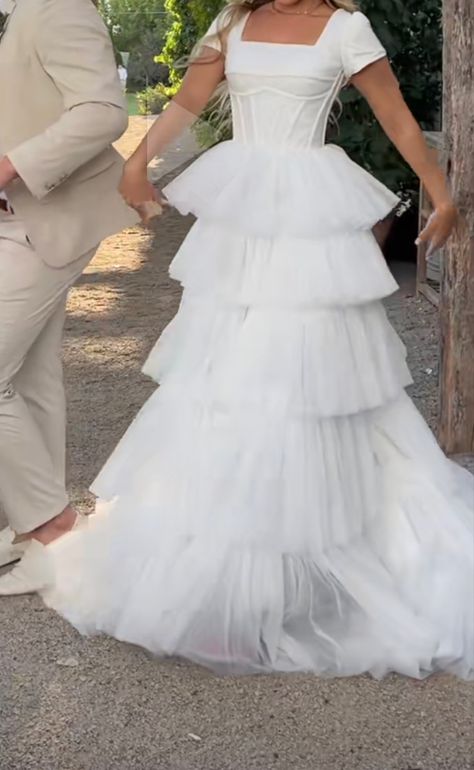 Wedding Dresses Tiered Skirt, Tiered Wedding Dress With Sleeves, Layered Wedding Dress Ruffles, Lace Wedding Dress With Ruffles, Frilly Wedding Dresses, Tiered Ruffle Wedding Dress, Preppy Wedding Dress, Wedding Dress Ruffles, Tiered Tulle Wedding Dress