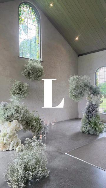 Jess Melbourne Wedding Florist on Instagram: "Luxe cloud garden for the ceremony 💫 Special thanks to my team @ginandbloom @ollandervictoria @wood_florals . . . #flowersbysassafras #sassafraswedding #stoneswedding #stonesoftheyarravalley #nofloralfoam #installation #ceremony #melbourneweddings" Cloud Garden, Floral Cloud, Ocean Wedding, Ethereal Wedding, Blue Themed Wedding, Indoor Ceremony, Yarra Valley, Dusty Blue Weddings, Melbourne Wedding