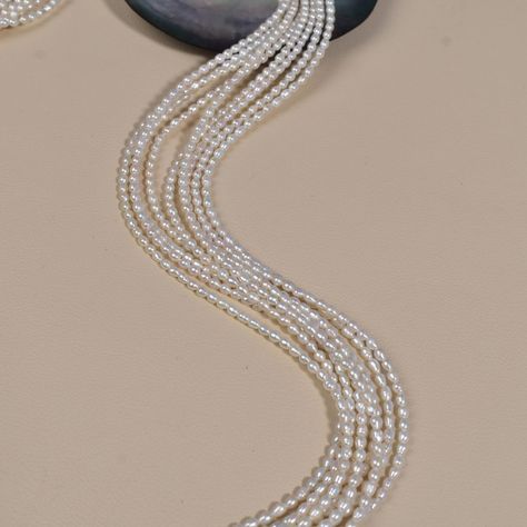 3-4mm pearl necklace baby rice pearls Product name: Freshwater ak millet pearls Product color: natural white Product specifications: about 3-4mm, one piece is about 39cm long Natural pearls will have slight differences in each batch Wholesale 4-10mm natural freshwater button gray pearls #freshwaterpearl #freshwaterpearlbeads #freshwaterpearlbaroque #freshwaterpearlwholesale #freshwaterpearlloose #pearlwholesale #pearlwholesaler #naturalpearls #naturalpearlstrand #naturalpearlsbeads #natural... Rice Pearls, White Product, Pearl Strands, Millet, Pearl Grey, Natural Pearls, Fresh Water, Freshwater Pearls, Pearl Necklace