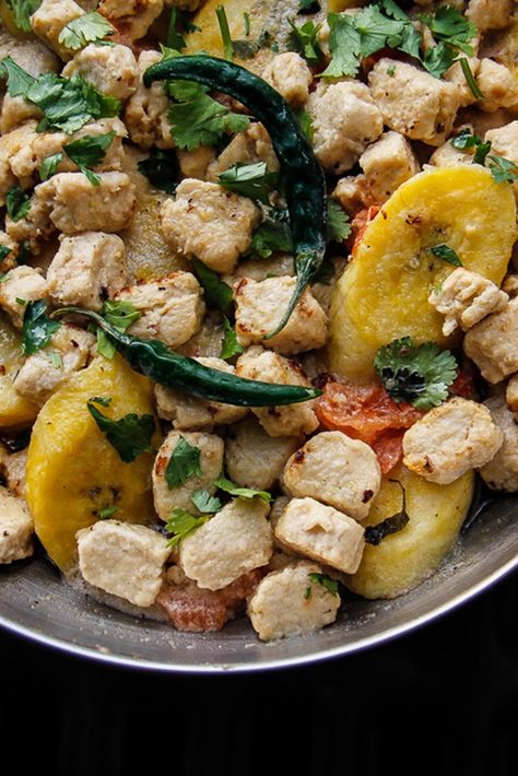 This recipe pairs the tropical flavours of plantain and coconut with Quorn chicken pieces to great effect. Plantain Stew, Chicken Supreme Recipe, Chicken Pieces Recipes, Chicken Recipes Quick, Quorn Chicken, Quorn Recipes, Chicken Supreme, Gluten Free Chilli, Chicken Coconut