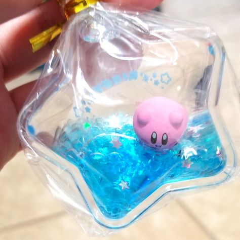 New With Tags Kirby Blue Floaty Keychain. Measures About 2 Inches. Kirby Merch, Kirby Stuff, Super Mario Peach, Nintendo World, Mushroom Jewelry, Video Game Controller, Video Games Nintendo, Super Mario Brothers, Bag Clips