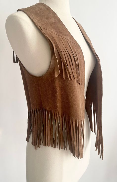 Western Fringe Leather Vest Vintage 60s 70s Made in Mexico Tan Beige Leather Women's XS S Fringe Leather Vest, Leather Fringe Vest, American Vintage Clothing, Woman Vest, Fringe Vest, Western Leather, Vest Outfits, Leather Vest, Leather Fringe