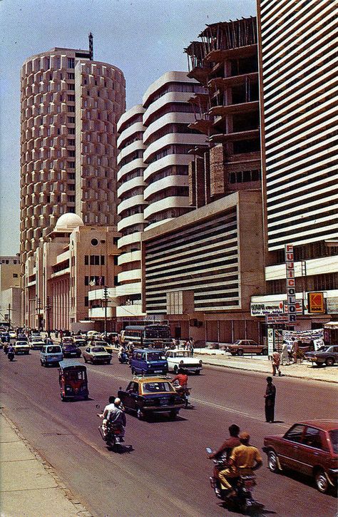 Pakistan 1970s, 70s Pakistan, Purana Pakistan, Pakistani Architecture, Pakistani Art, History Of Pakistan, Indus Valley Civilization, Karachi Pakistan, Pakistan Fashion