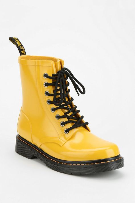 x Batgirl Of Burnside, Harley Boots, Batgirl Cosplay, Oc Fashion, Good Work Boots, Drum Major, Yellow Boots, Dr Martens Boots, Beauty Stuff