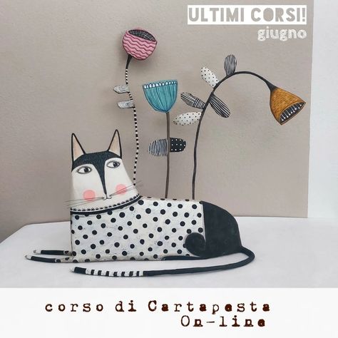 Mariapia Gambino | Cartapesta & Ceramica (@mariapiagambino_papiermache) • Fotos y videos de Instagram Paper Mache Wall Art Decor, Paper Mache Wall Art, Cat Balloons, Class Art Projects, Elephant Balloon, Small Balloons, Large Balloons, Big Balloons, Decorations Table