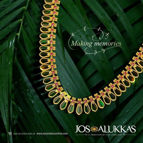 Jos Alukkas on Instagram: “Go Green! There is a range of traditional jewellery designs that come with a blend of rich green like the palakka, nagapadam, etc. Pair…” Palakka Mala Kerala Jewellery Designs, Jos Alukkas Jewellery Gold, Kerala Necklace Designs, Nagapadam Mala, Palakka Mala Kerala, Nagapadam Necklace, Palakka Mala, Kerala Jewellery, Hindu Jewelry