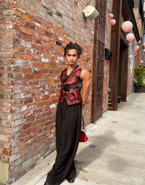 Bretman Rock, High Fashion Men, Dapper Dudes, Couture Looks, Queer Fashion, Rock Outfits, Outfit Plan, Rock Style, Up Hairstyles