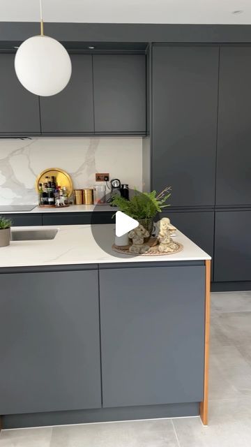 maisonmilshawApril 6, 2024 on : "Let’s not mince around with the fact that our kitchen is a grey box. Here’s how we added interest and softened its hard edges: ▪�..." Its Hard, Cooking Oils, The Glow, Plant Life, Fairy Lights, Salt And Pepper, Stools, Salt, Let It Be