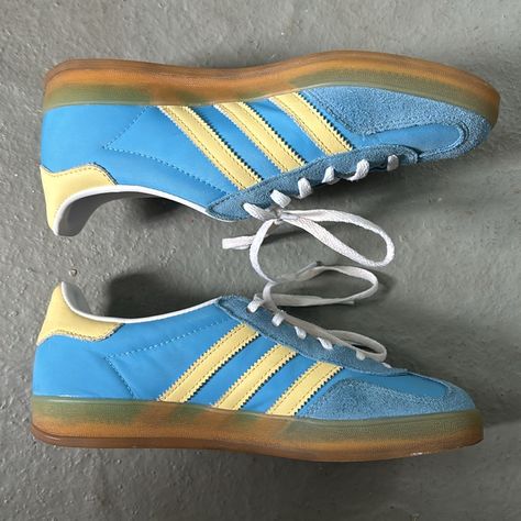 Worn Once No Flaws Look Brand New Women’s Size 7.5-8 Adidas Gazelle Blue, Adidas Gazelle Women, Mint Sneakers, Adidas Originals Falcon, Adidas Sleek, Yellow Cloud, Green Trainers, Grey Trainers, Adidas Pure Boost