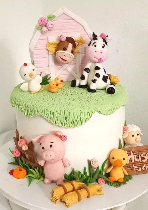 Farm Cake For Girl, Farm Animal Cakes For Kids, Animal Farm Cake, Farm Animals Birthday Cake, Farm Animal Cake, Farm Cakes, Barn Birthday Party, Farm Birthday Cakes, Barnyard Cake