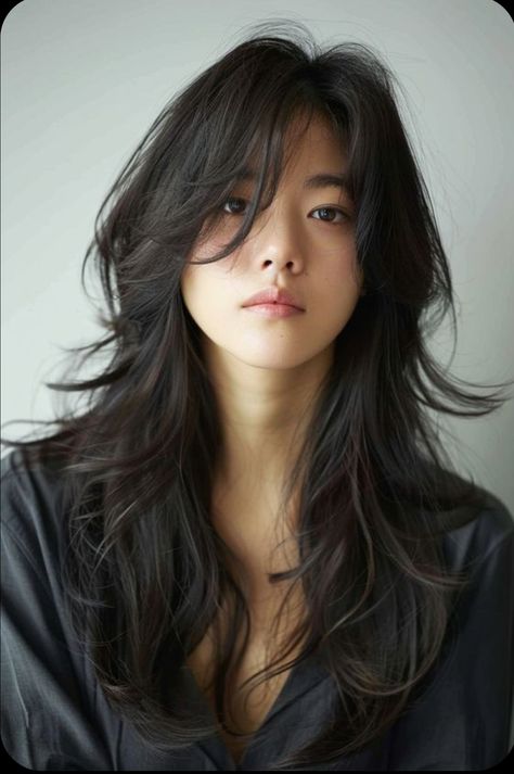 Long Hair With Layers And Curtain Bangs Asian, Different Curtain Bangs Styles, Wolfcut Long Hair Curtain Bangs, Front Bangs With Layers, Long Wolfcut Haircut With Curtain Bangs, Korean Hair Women, Womens Haircuts Long Layers, Long Wolf Cut With Wispy Bangs, Long Wolf Cut Straight Hair Round Face