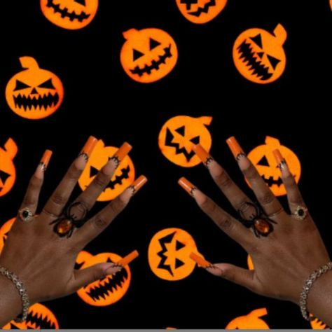 Black Nails French Tip, Orange Black Nails, Orange And Black Halloween Nails, Black Nails French, Halloween Nails Orange, Black Halloween Nails, Nails French Tip, Nails Orange, Work Nails