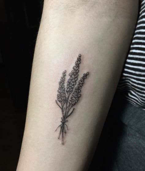 Lavender Tattoo, Simplistic Tattoos, Tattoo Inspo, Body Mods, Leaf Tattoos, Maple Leaf Tattoo, Flower Tattoo, Tatting, Tattoo Ideas