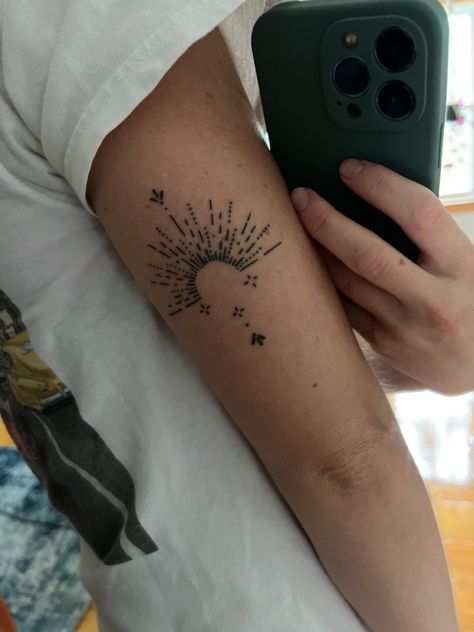 Tribal, sun solstice, new begginings, small, simple Summer Solstice Tattoo Ideas, New Begginings Tattoo Ideas, Solstice Tattoo, Symbol Tattoos, Sun Tattoo, Piercing Ideas, Summer Solstice, I Tattoo, Small Tattoos