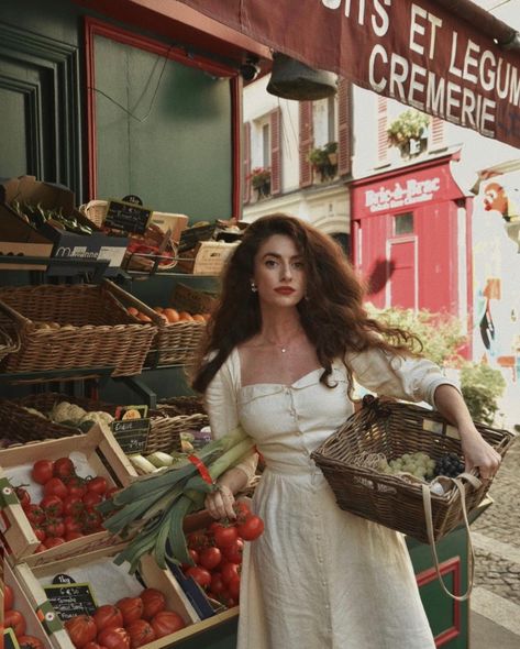 Italian Woman Aesthetic, Short Sundress, Italian Women, Boho Mini Dress, Vintage Inspired Dresses, French Girl, Inspired Dress, Summer Girls, Tomatoes