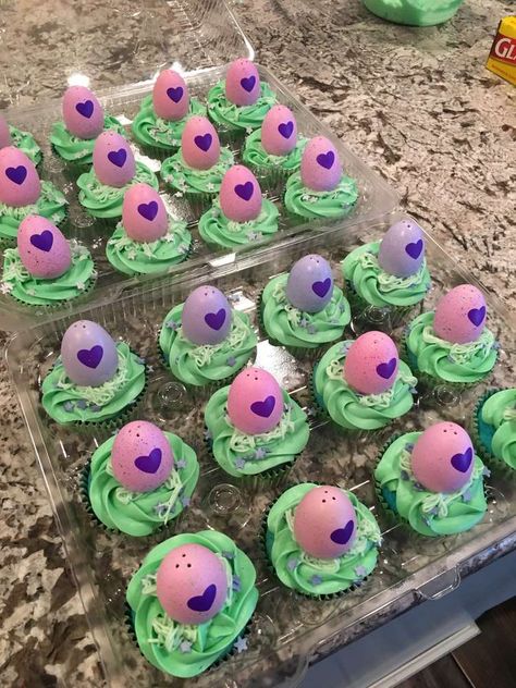 Jordan's Hatchimals Party | CatchMyParty.com 7th Birthday Party For Girls, Ideas For Cupcakes, Cupcakes For Kids, Shopkins Birthday Party, 7th Birthday Party Ideas, Vintage Tea Parties, Shopkins Birthday, Bday Girl, 6th Birthday Parties