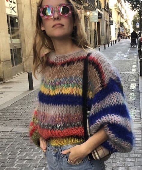 Strikkeopskrift Oversize Sweater, Pull Mohair, 자수 디자인, Knitwear Fashion, Mohair Sweater, Looks Chic, Knit Fashion, Mode Inspiration, Knitting Inspiration