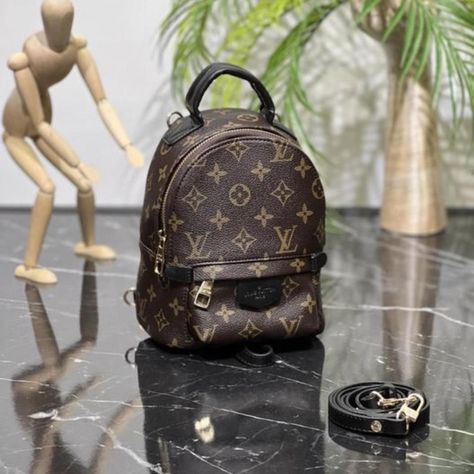 I might be biased but you should probably buy this on Depop 👍 https://depop.app.link/fiwrfZUz5zb Louis Vuitton Palm Springs Mini, Louis Vuitton Palm Springs, Palm Springs Mini Backpack, Mini Backpacks, Backpack Brands, Different Colours, Mini Backpack, Palm Springs, Good Quality