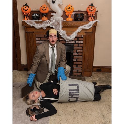 Kevin Chili Costume, Kevin Malone Costume, Funny Couple Halloween Costumes, Cute Couples Costumes, Couples Halloween Outfits, Cute Couple Halloween Costumes, Funny Costumes, Movie Party, Funny Couples