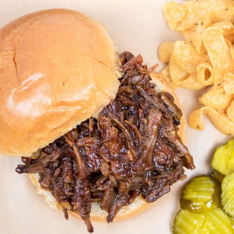 Pulled Beef Sandwiches, Shredded Beef Sandwiches, Beef Sandwich Recipes, Homemade Bbq Sauce, Pulled Beef, Beef Sandwiches, Bbq Beef, Creole Recipes, Homemade Bbq