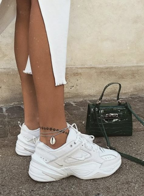 Nike M2k, Sneaker Outfits, Sneaker Trend, Sneakers Street, Sneakers Street Style, Kylie Jenner Style, Fresh Shoes, Jenner Style, Hype Shoes