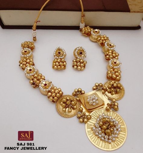 Moti Sets Jewellery, West Mathi Best, Jadatar Jewelry, Best Necklace, Unique Wedding Jewelry, Wedding Jewelry Sets Bridal Jewellery, Diamond Pendants Designs, Antique Gold Jewelry Indian, Fancy Jewelry Necklace