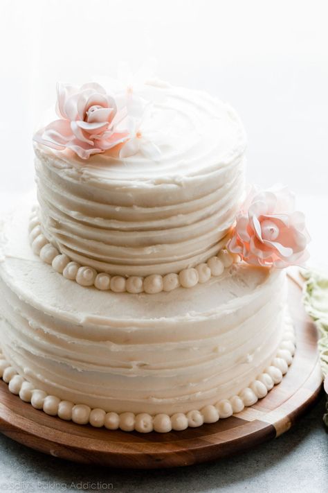 How to make a homemade DIY 2 tier wedding cake with full recipe and video decorating tutorial on sallysbakingaddiction.com Wedding Cake Icing Recipe, Wedding Cake Icing, Wedding Cake Frosting, Wedding Cake Recipes, Homemade Wedding Cake, 2 Tier Wedding Cakes, Wedding Cake Vanilla, Two Tier Cake, Diy Wedding Cake