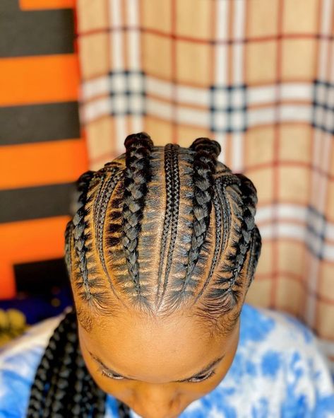 10 Gorgeous All-Back Cornrow Hairstyles Big Cornrow Braids, Big Cornrows Hairstyles, All Back Hairstyle, Big Cornrows, Small Cornrows, Weave Hairstyles Braided, Feed In Braids Hairstyles, African Hair Braiding Styles, Braided Cornrow Hairstyles