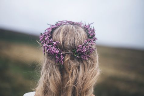 Heather flower crown flowercrown circlet Flower Crown Lavender, Heather Flower Aesthetic, Cottagecore Flowercrown, Scottish Heather Flower, Heather Photoshoot, Flower Crown Aesthetic, Heather Aesthetic, Lavender Flower Crown, Circlet Crown