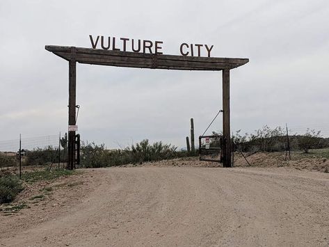 Wickenburg Arizona, Arizona Attractions, Old West Town, West Town, Western Town, Take A Step Back, Great Western, Time Zone, Outdoor Dining Area