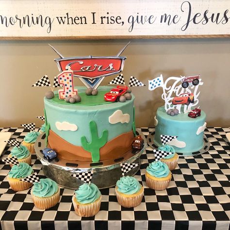 Cars Birthday Smash Cake, Cars Theme Smash Cake, Pixar Cars Smash Cake, Cars Smash Cake, Pixar Cars Cake, Pixar Cars Birthday, Mcqueen Birthday, Birthday Smash Cake, Cars Cake