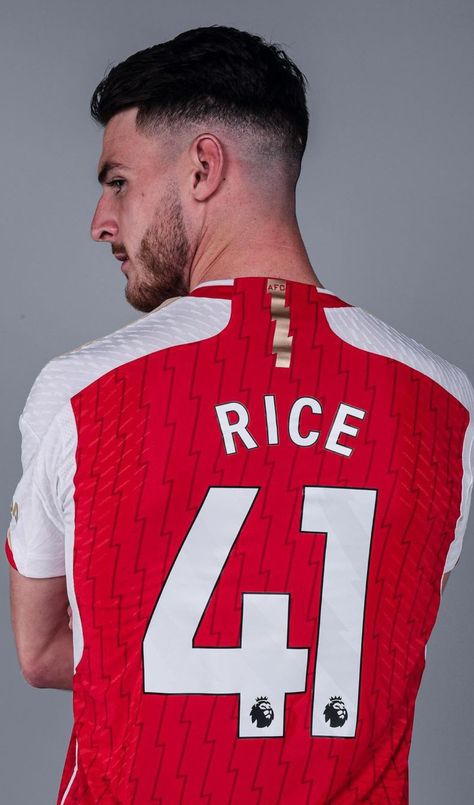 Declan Rice Arsenal, Rice Arsenal, Arsenal Shirt, Football Logo Design, Arsenal Wallpapers, Declan Rice, Chevrolet Camaro Zl1, Arsenal Players, Professional Boxer