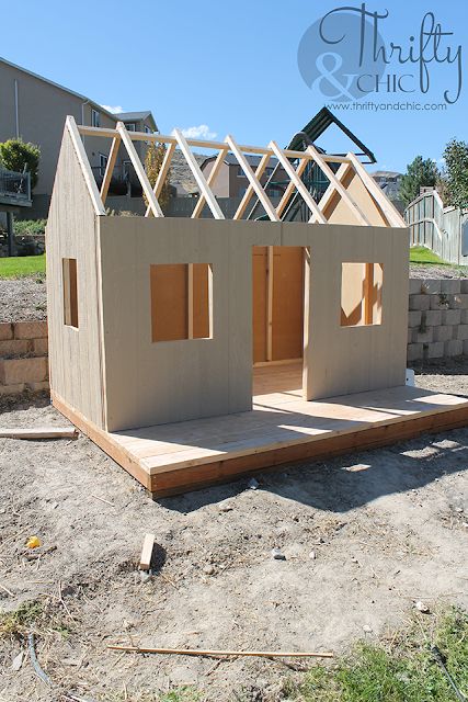 DIY playhouse tutorial. DIY outdoor playhouse. How to build an outdoor playhouse Learn how to build a farmhouse style playhouse for your kids! Diy Outdoor Playhouse, Outdoor Kids Playhouse, Build A Farmhouse, Outdoor Playhouse, Playhouse Plans, Diy Playhouse, Diy Farmhouse Style, Backyard Playhouse, Build A Playhouse