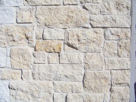 Cream-Limestone-Veneer Front Elevation Stone Tiles, Light Stone Veneer Exterior, Manufactured Stone Veneer Exterior, Limestone Veneer Fireplace, Limestone Veneer Exterior, Texas Limestone Exterior, Faux Limestone, Rock Exterior, Cream Limestone