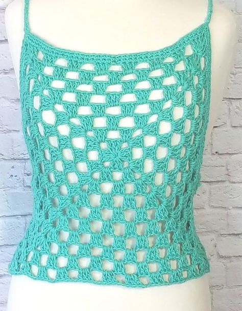 Diy Crochet Crop Top, Crochet Wear, Broderie Simple, Granny Stitch, Crochet Tank Tops, Bohemian Crochet, Crochet Wearables, Crochet Crop Top Pattern, Pull Crochet