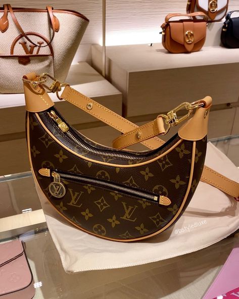 bay area designer shoes’s Instagram profile post: “Louis Vuitton Loop in Monogram” Louis Vuitton Loop Bag, Swag Bag, 2024 Vision, The Loop, Suitcases, Bay Area, Luxury Lifestyle, Bag Sale, Louis Vuitton Monogram