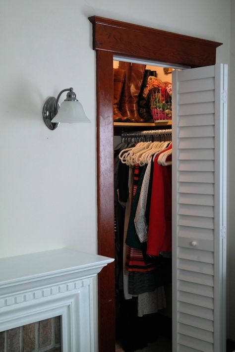 Wide closets with just a single door render much of the space inaccessible. Read Jen's fix to create a mini walk-in closet and maximize utility. Narrow Closet Space Ideas, Closet With Small Door, Single Door Closet Ideas, Single Door Closet Organization, Mini Walk In Closet Ideas Small Spaces, Closet Layouts, Wide Closet, Narrow Door, Closets Ideas